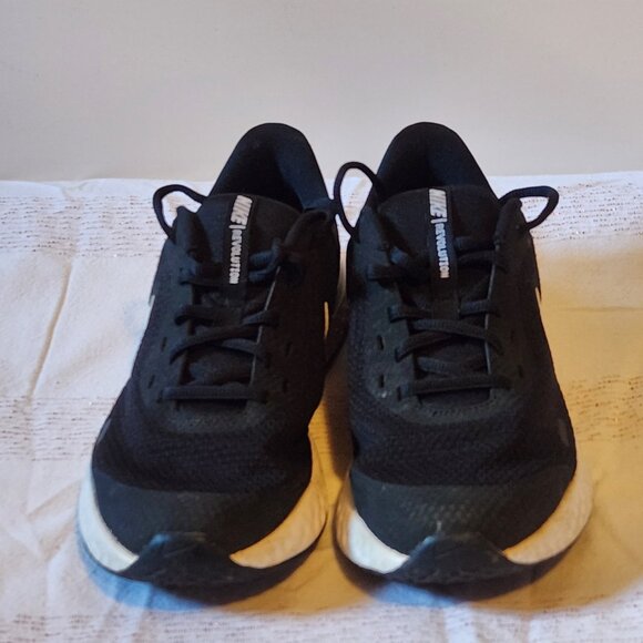 Nike Revolution 5 Running Shoes BQ5671-003 Black Sneakers Size 7Y - Picture 1 of 8